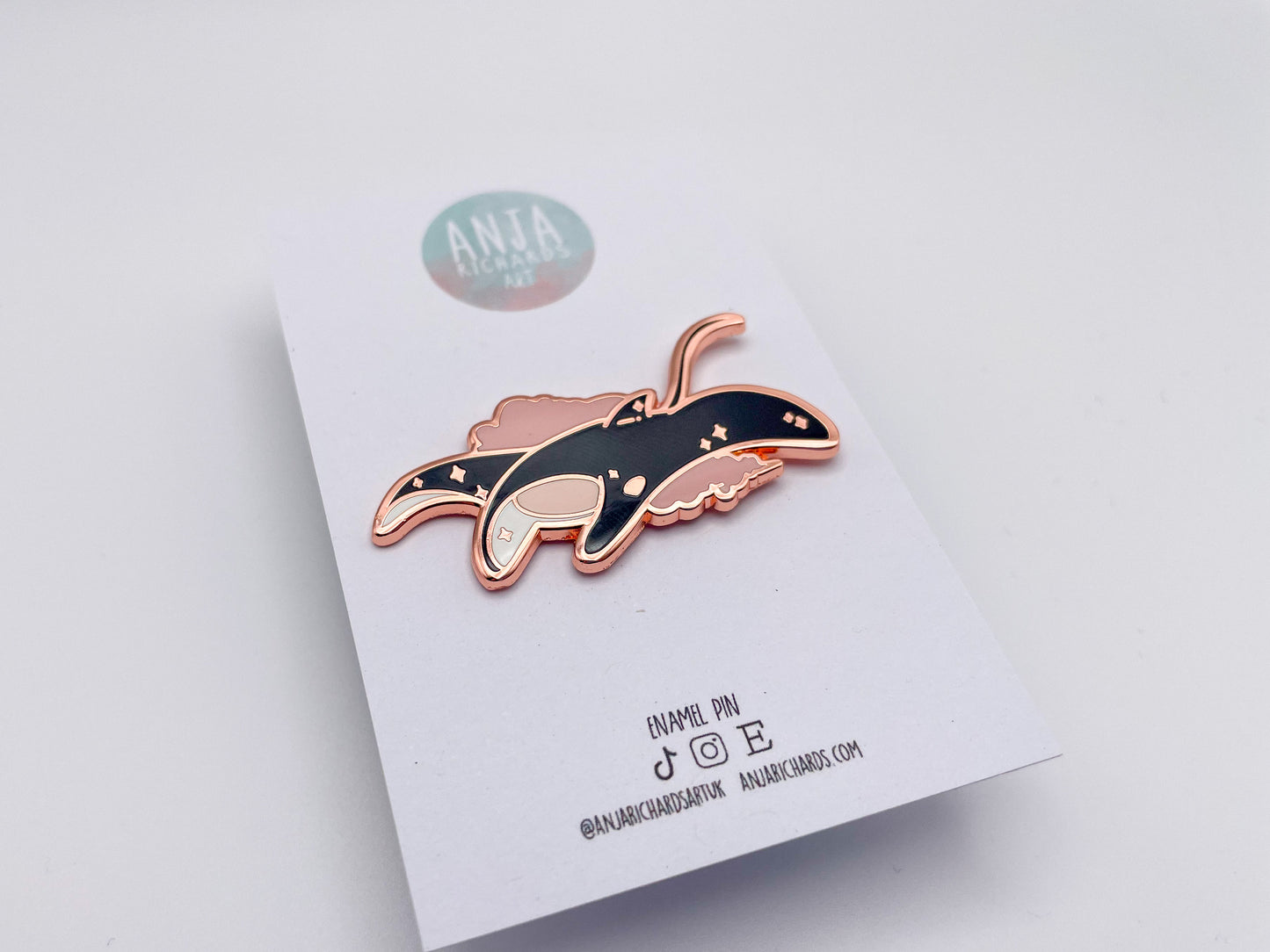 Galaxy Ray Pin