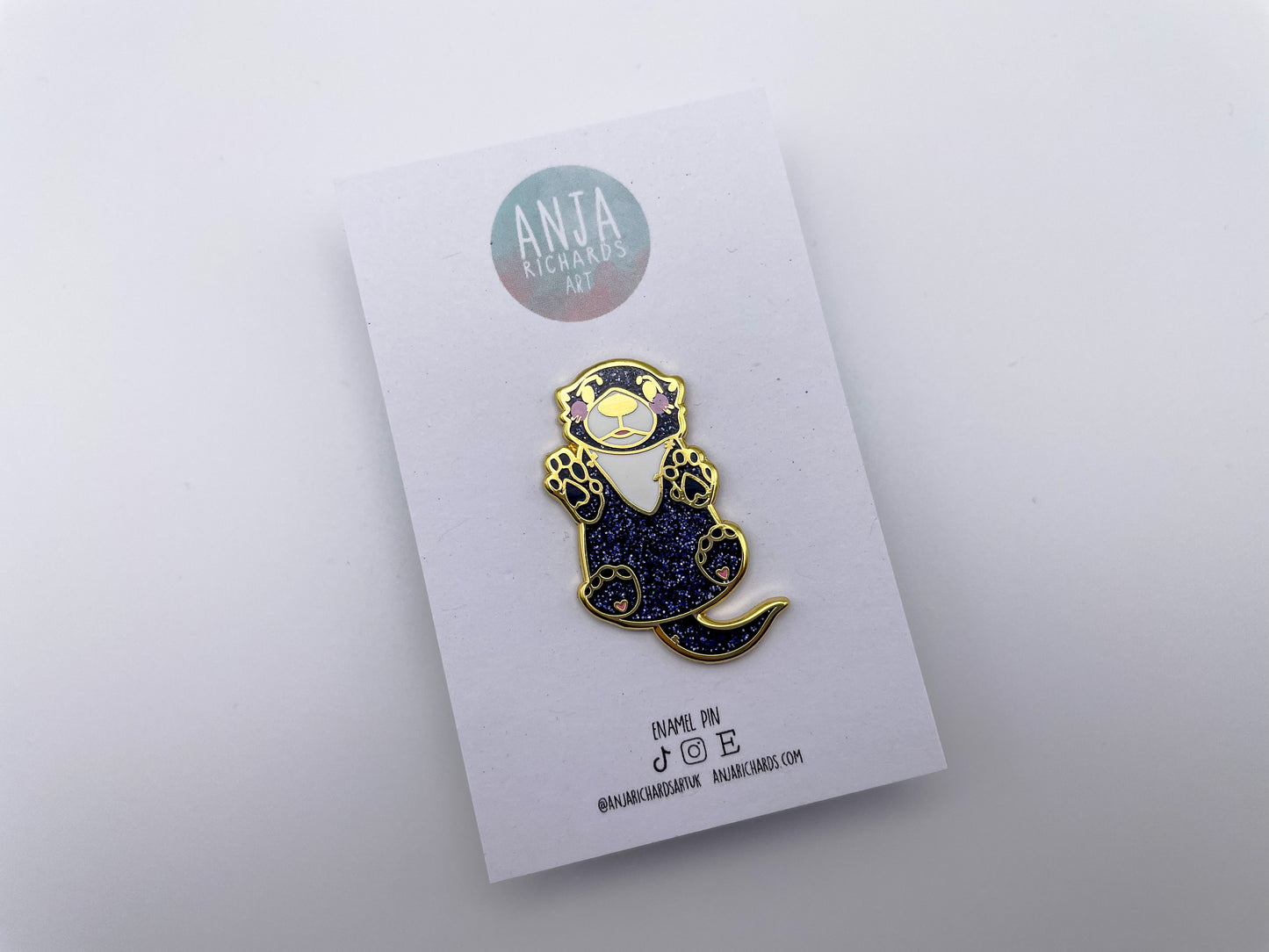 Glitter Otter Pin