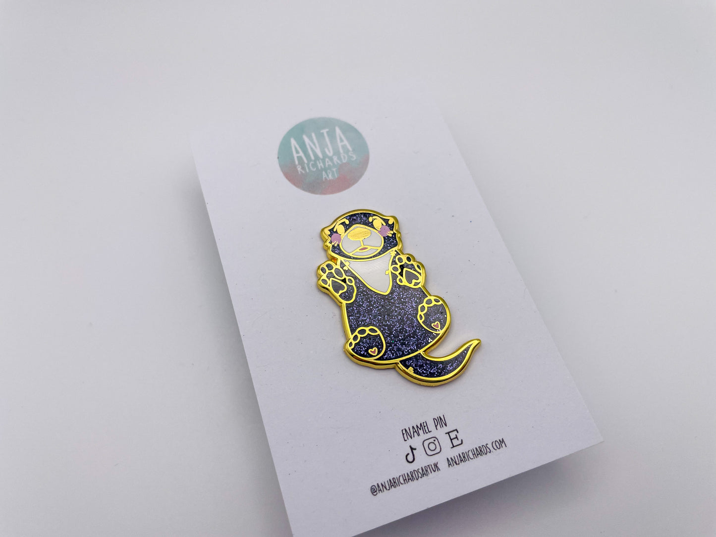 Glitter Otter Pin