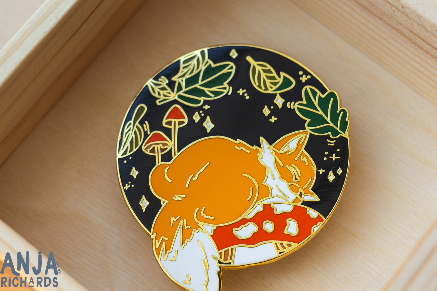 Sleepy Fox Pin - Collectors Edition