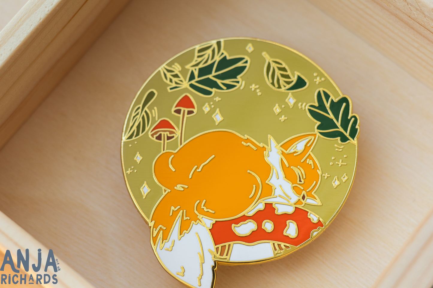 Sleepy Fox Pin - Collectors Edition