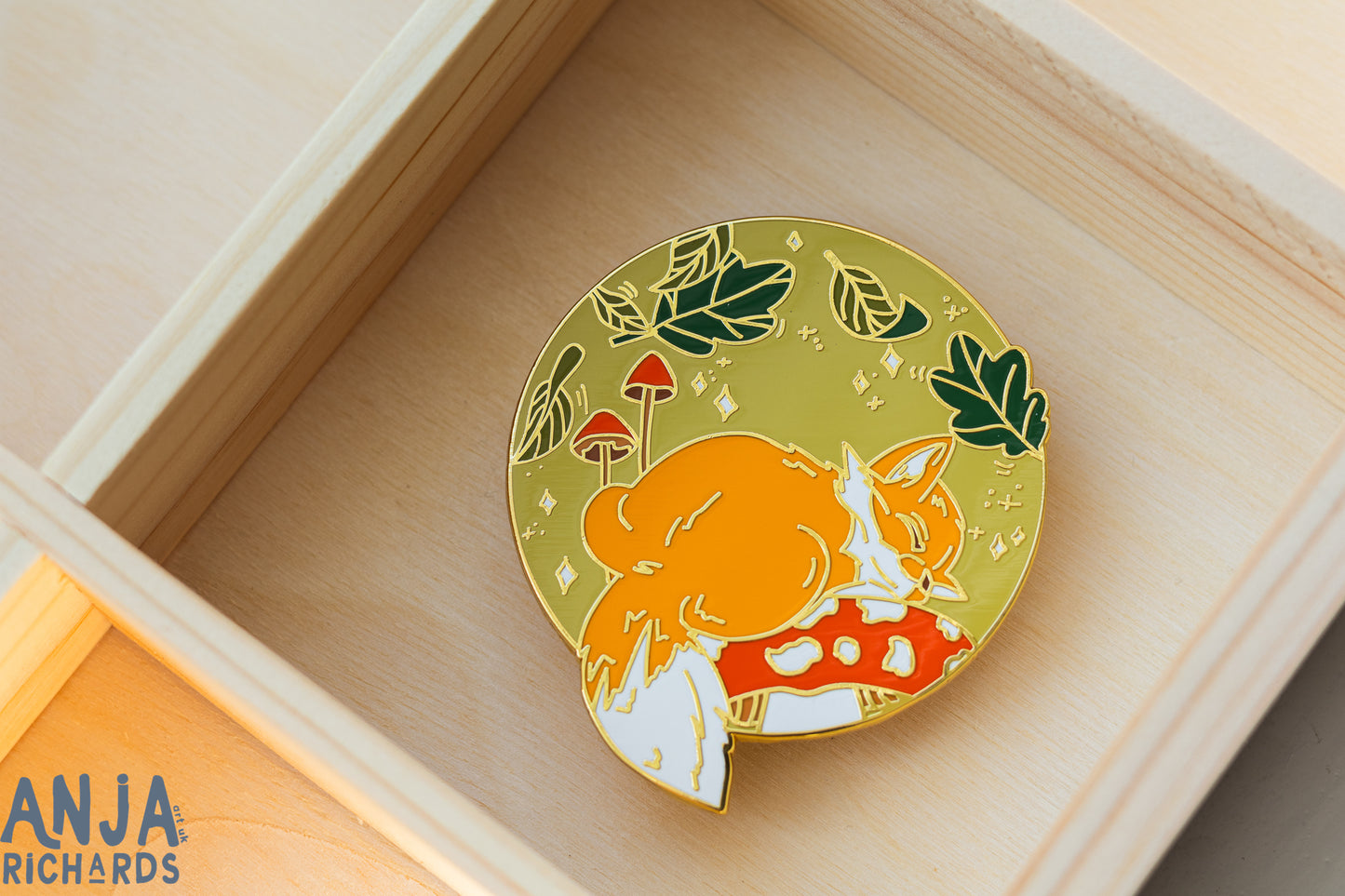 Sleepy Fox Pin - Collectors Edition