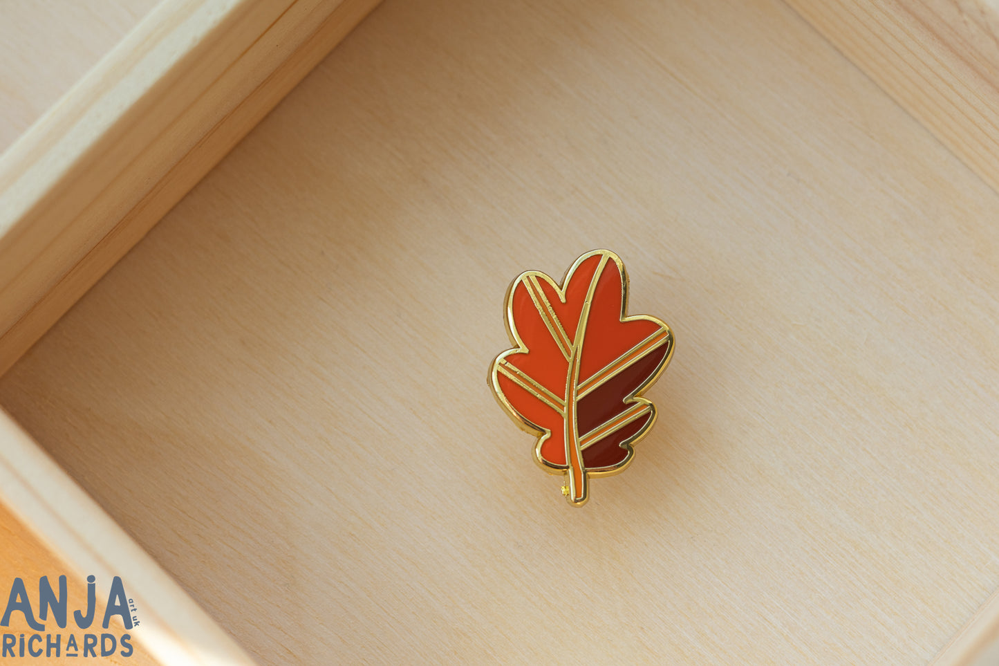 Red Leaf Pin