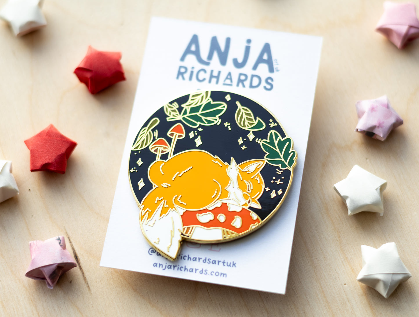 Sleepy Fox Pin - Collectors Edition