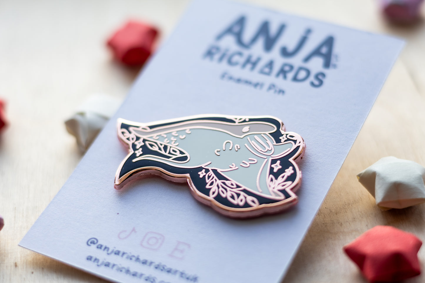 Leaves Manta Ray Pin