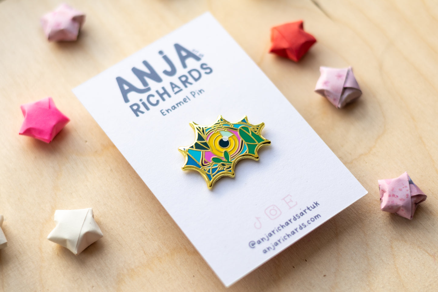 Tiger Eye Enamel Pin