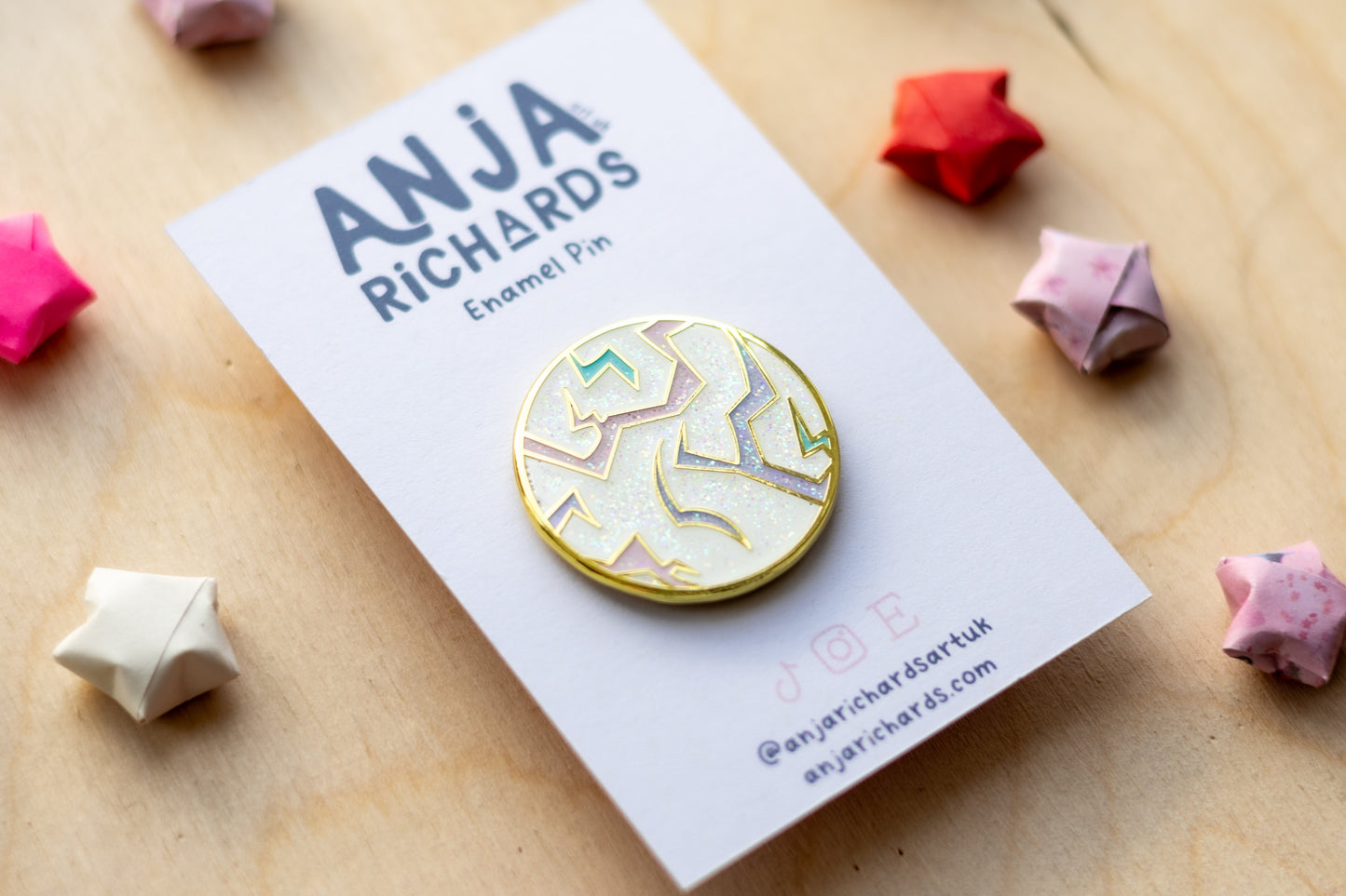 Pattern Glitter Enamel Pin