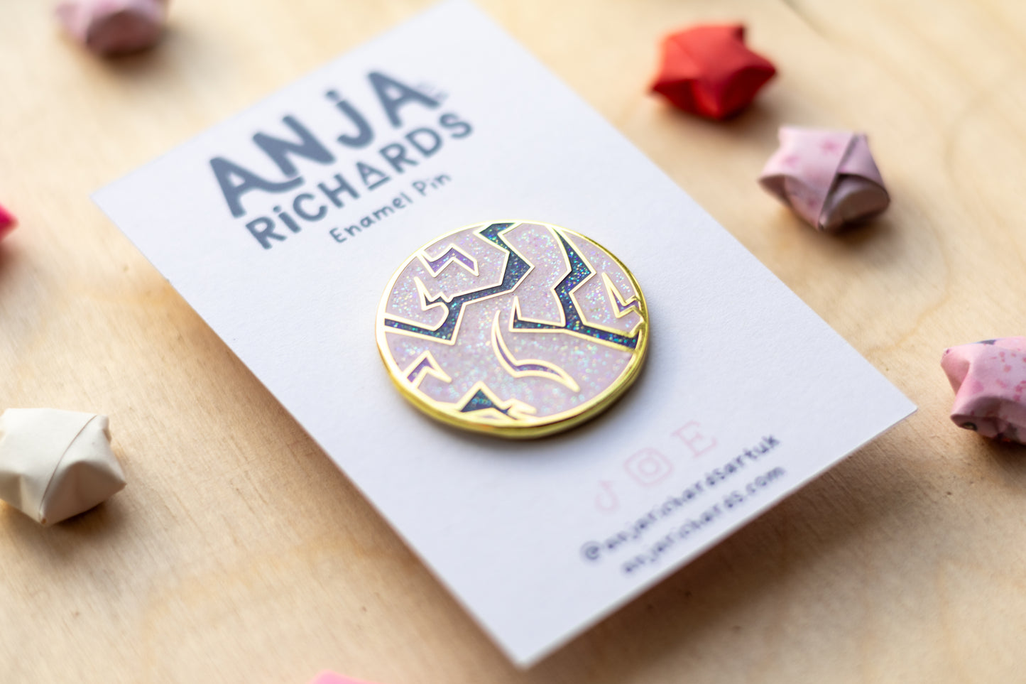 Pattern Glitter Enamel Pin