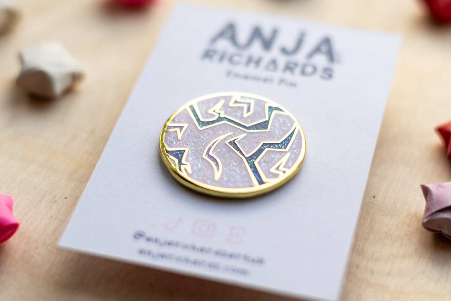 Pattern Glitter Enamel Pin