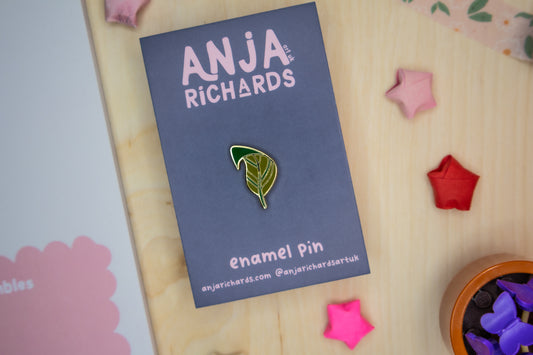 Green Leaf Pin